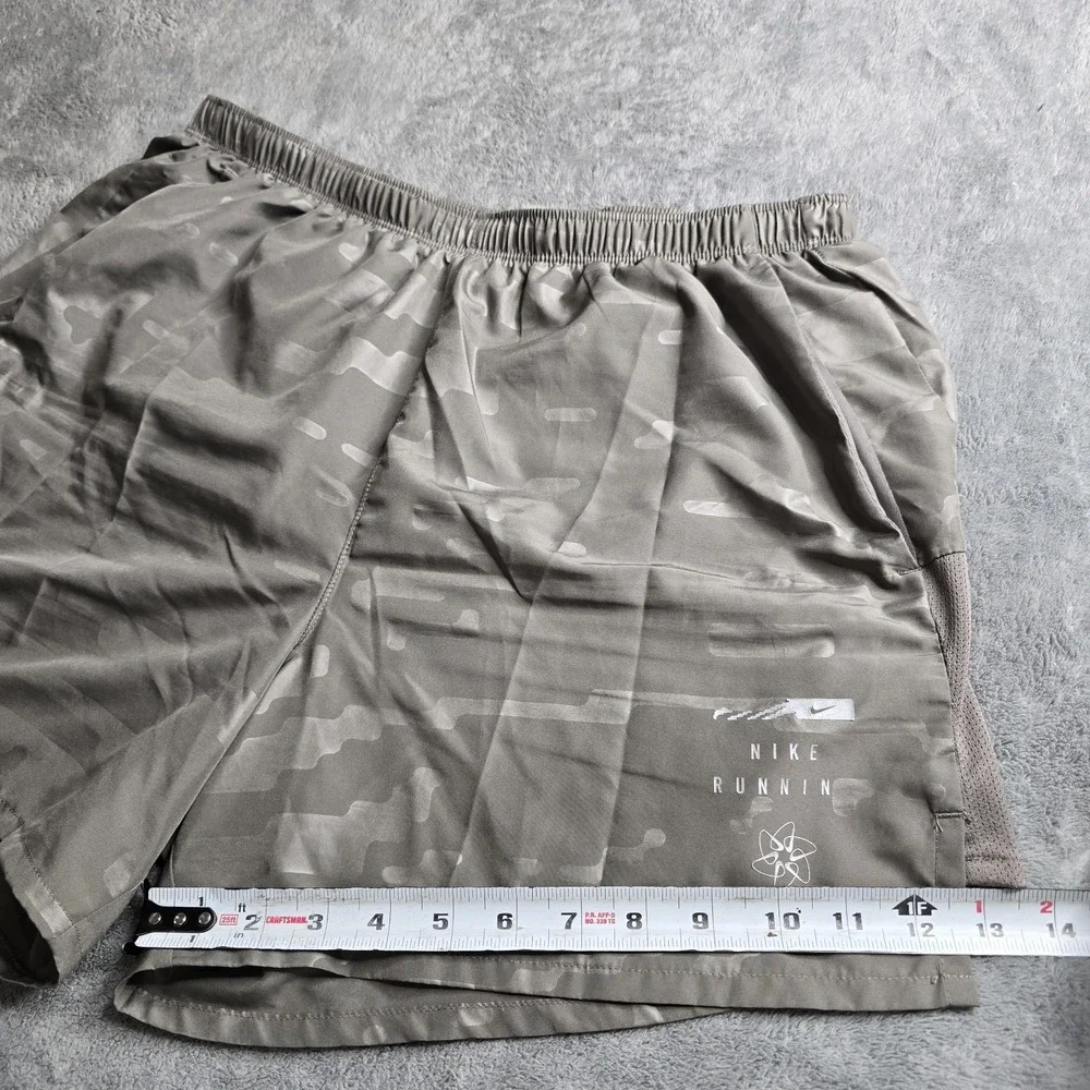Nike Dri Fit Running Shorts Mens Large Division Challenger Brief Lined DM4709